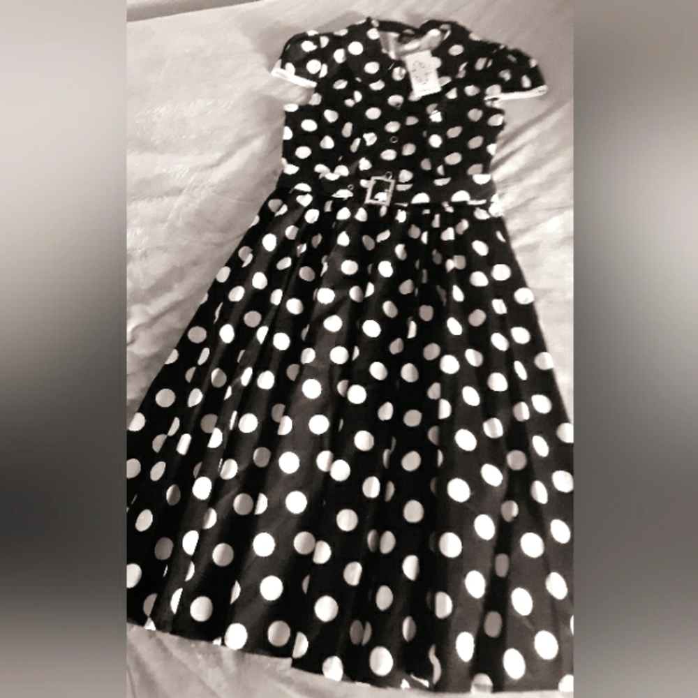 Heart & Roses Blk & Wht Ploka Dot Dress